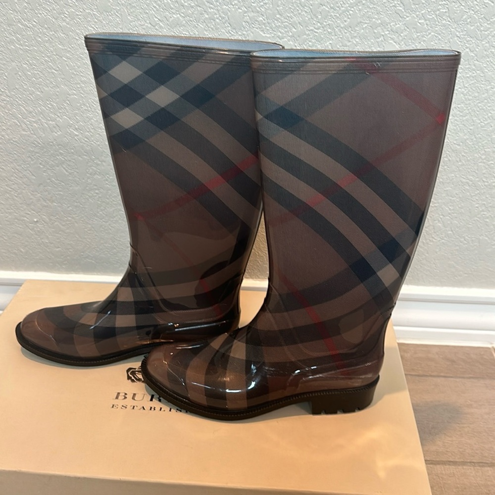Burberry rain boots